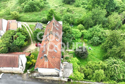 Maison - 342 m² - 14 pièces