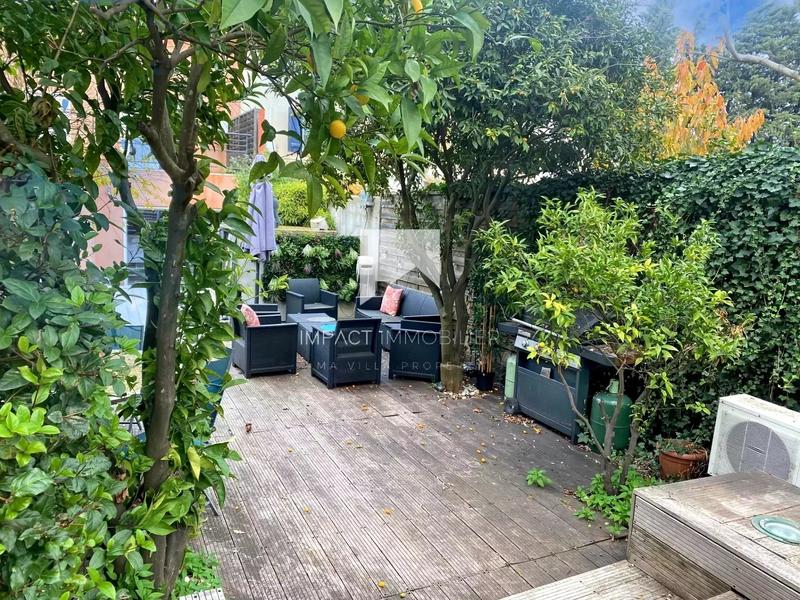 Maison - 170 m² - 5 pièces