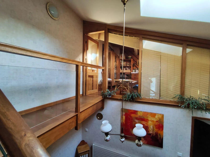 Maison - 248 m² - 6 pièces