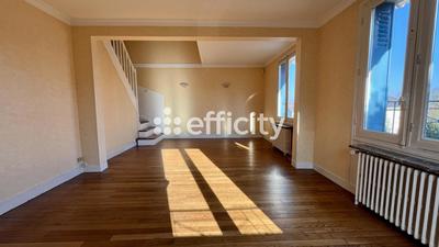 Maison - 141 m² - 6 pièces