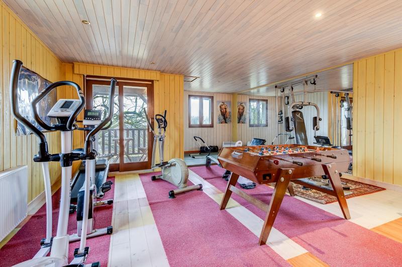 Maison - 285 m² - 12 pièces