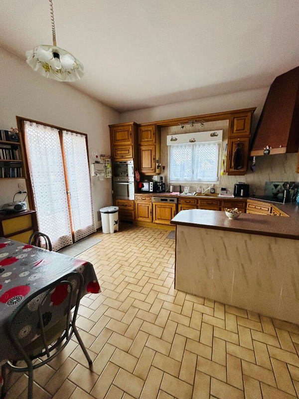 Maison - 165 m² - 7 pièces