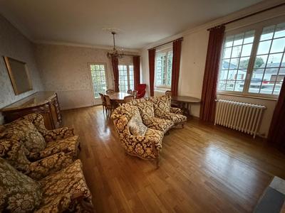 Pavillon - 136 m² - 5 pièces