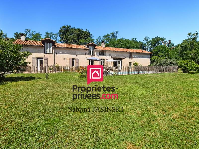 Longère - 260 m² - 7 pièces