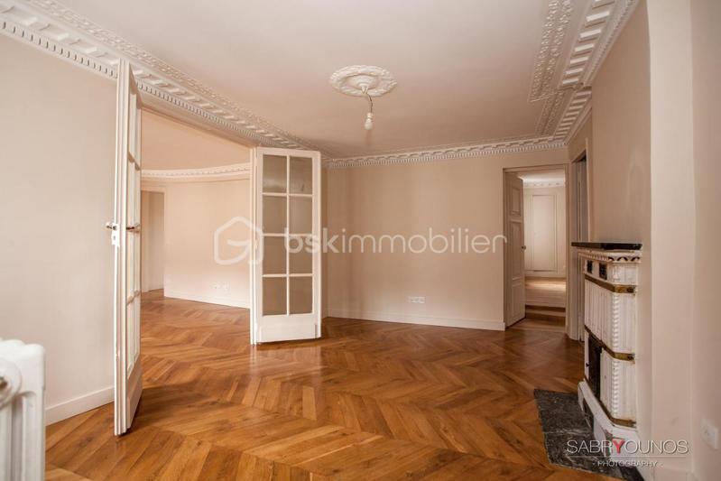 Appartement - 107 m² - 5 pièces