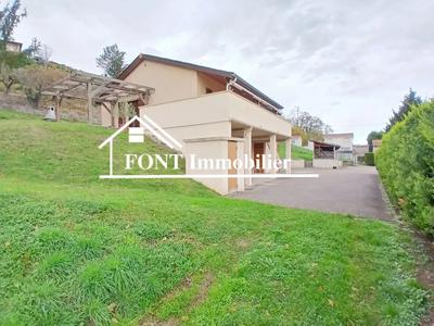 Maison - 102 m² - 5 pièces