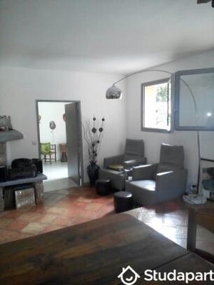 Chambre - 9 m² - 1 pièce