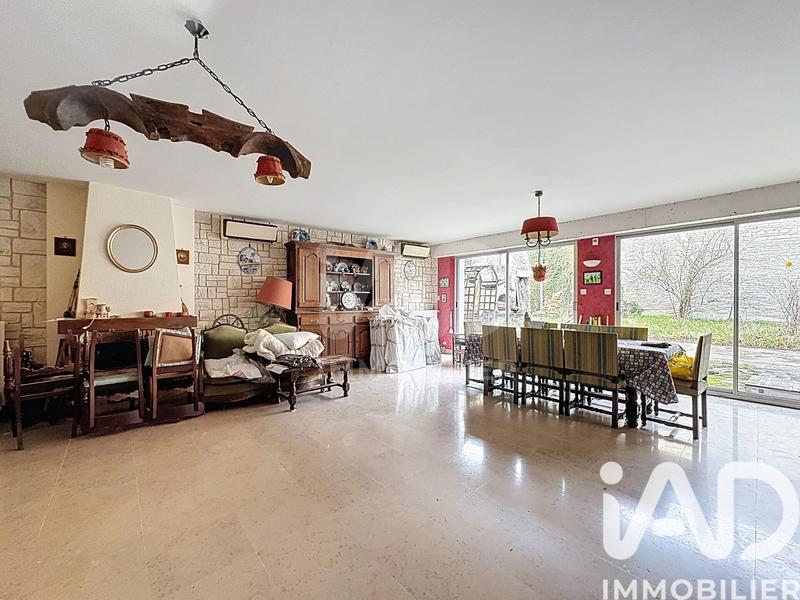 Maison - 200 m² - 7 pièces