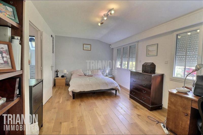 Maison - 190 m² - 7 pièces