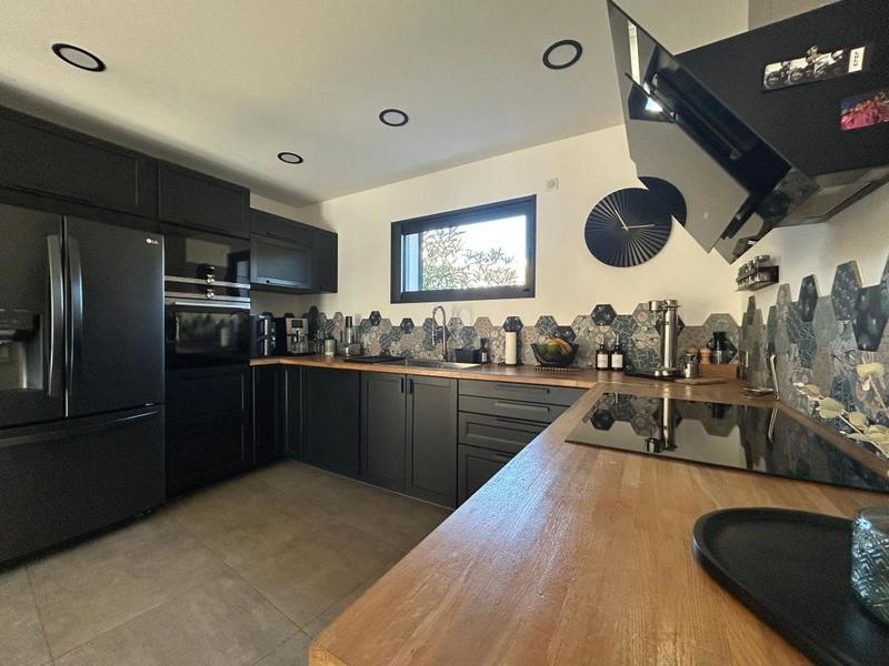 Maison - 172 m² - 4 pièces