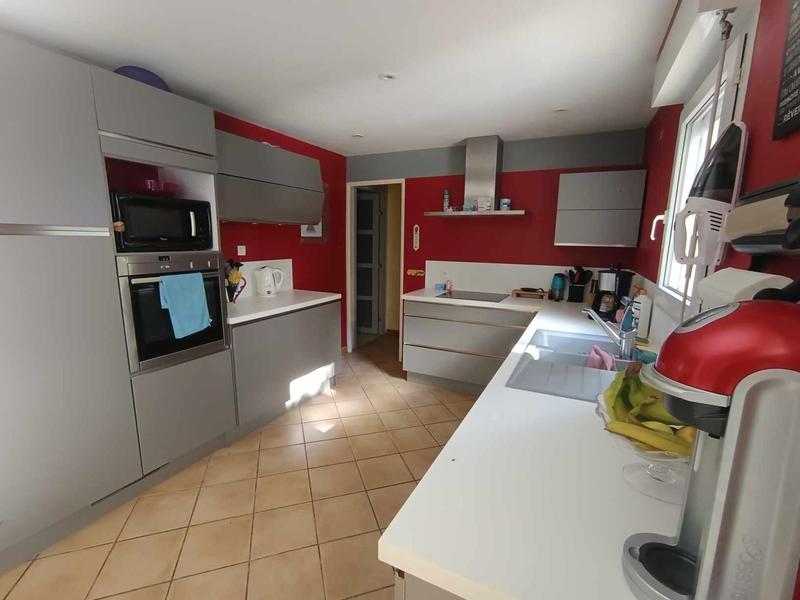 Maison - 140 m² - 5 pièces