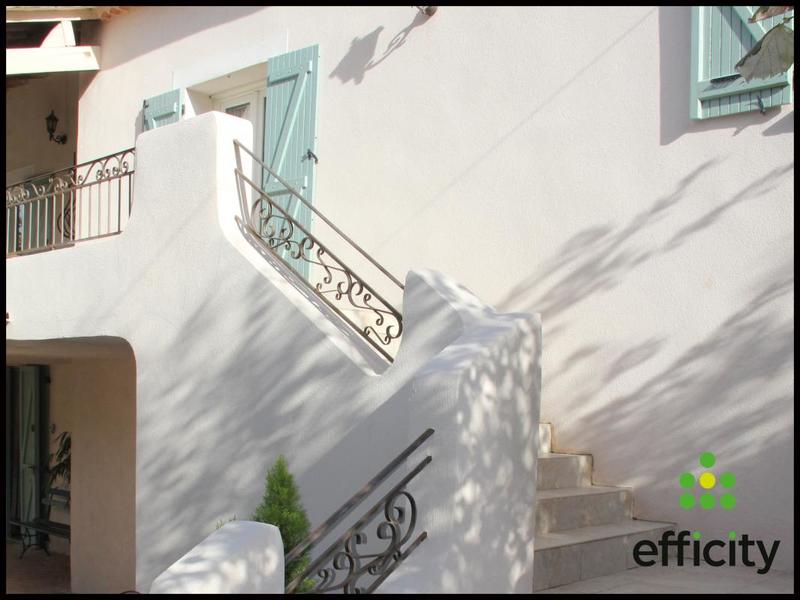 Maison - 220 m² - 4 pièces