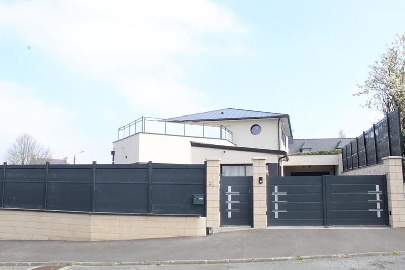 Villa - 180 m² - 7 pièces