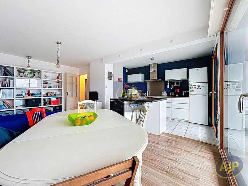 Appartement - 75 m² - 3 pièces