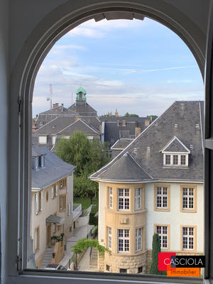 Appartement - 144 m² - 4 pièces