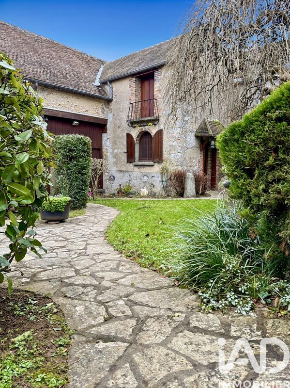 Maison - 94 m² - 5 pièces