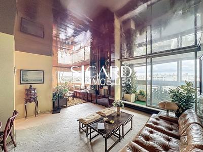 Appartement - 94 m² - 4 pièces