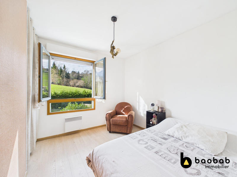 Appartement - 85 m² - 4 pièces