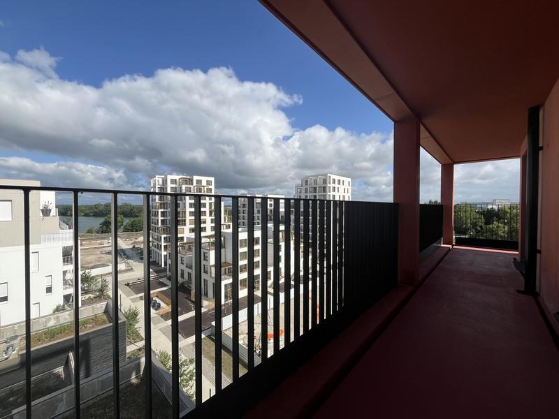 Appartement - 104 m² - 5 pièces