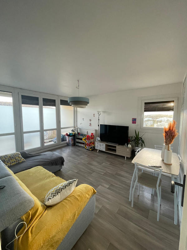 Appartement - 49 m² - 3 pièces