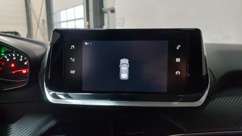 Peugeot 2008 Bluehdi 130 s&amp;S Eat8 Active Business