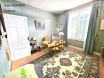 Maison bourgeoise - 180 m² - 8 pièces