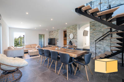 Maison - 125 m² - 6 pièces