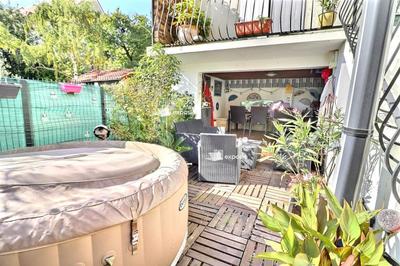 Maison de ville - 93 m² - 4 pièces