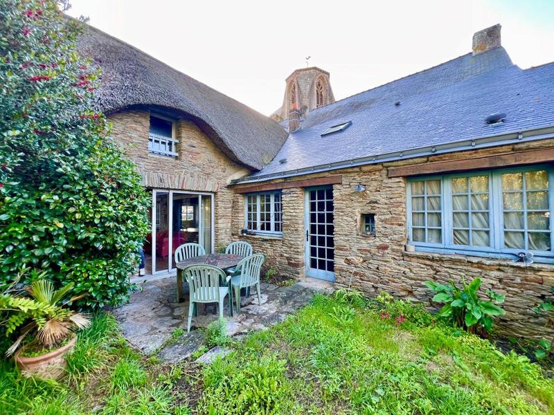 Maison chambre d'hôtes - 240 m² - 7 pièces