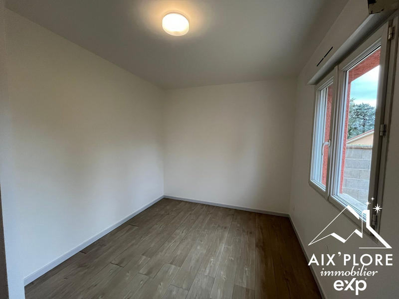 Maison - 180 m² - 6 pièces