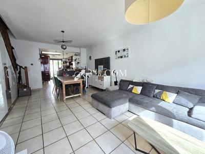 Maison - 72 m² - 4 pièces