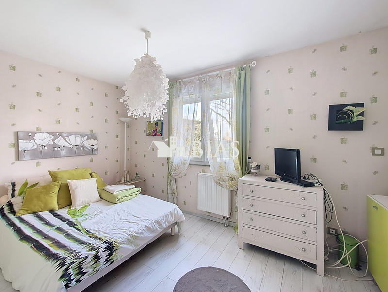 Maison - 115 m² - 4 pièces