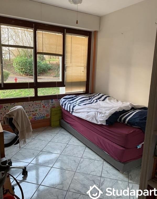 Chambre - 9 m² - 1 pièce