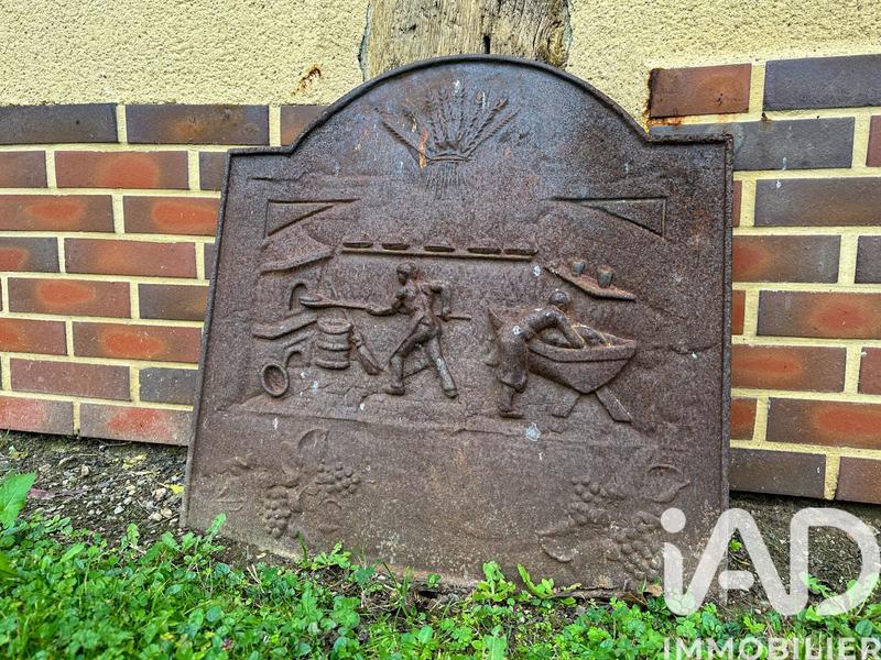 Maison - 210 m² - 8 pièces