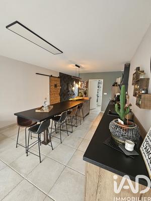 Maison - 85 m² - 4 pièces