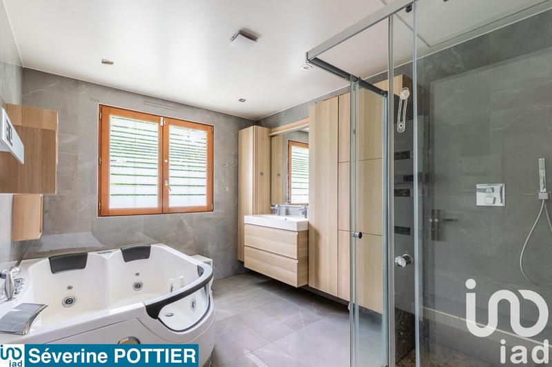 Maison - 126 m² - 6 pièces