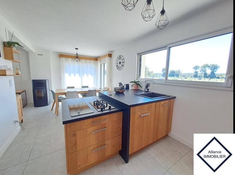 Maison - 114 m² - 6 pièces