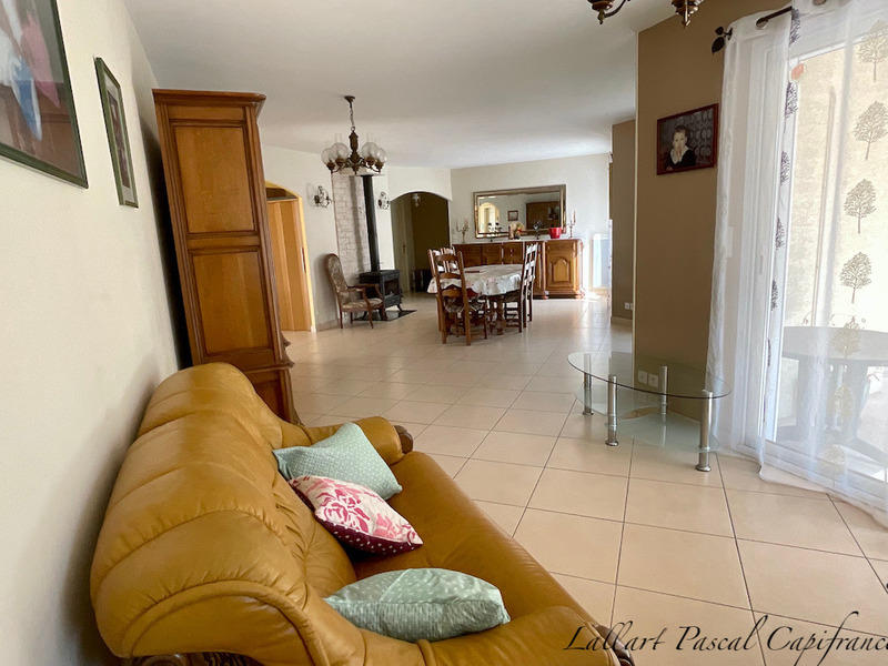 Maison - 98 m² - 3 pièces