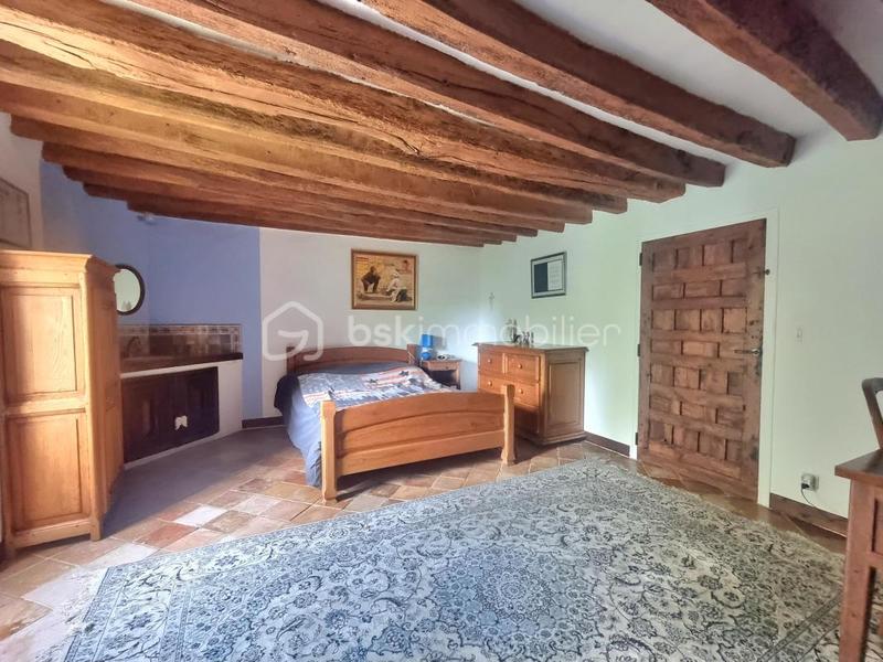 Maison en pierre - 280 m² - 7 pièces