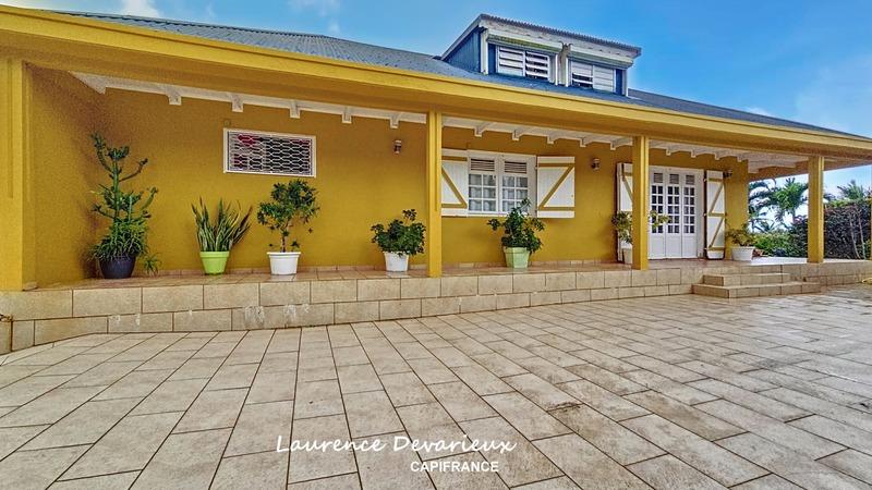 Maison - 200 m² - 5 pièces