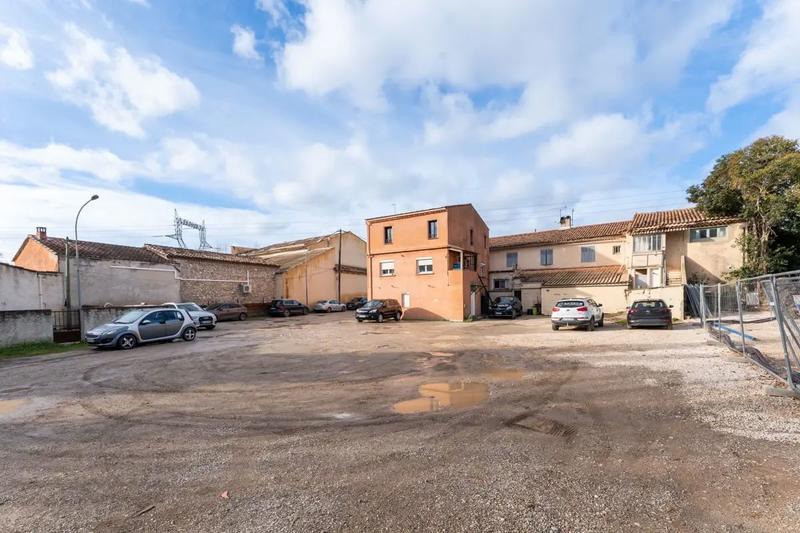 Immeuble - 950 m² - 20 pièces