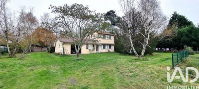 Maison - 153 m² - 6 pièces