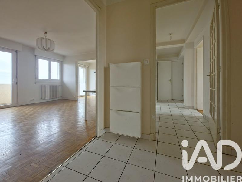 Appartement - 80 m² - 4 pièces