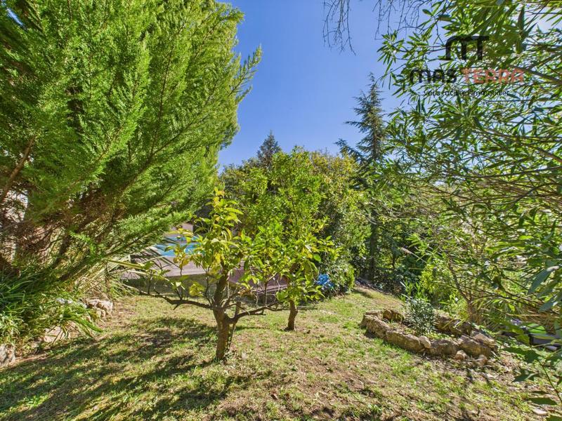 Villa - 168 m² - 6 pièces