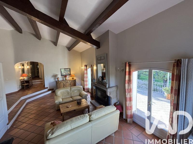 Maison - 177 m² - 6 pièces