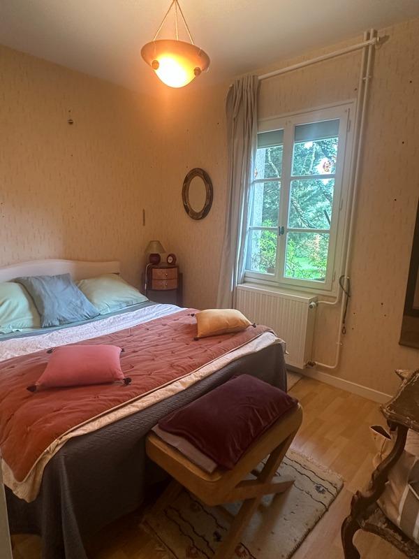 Maison - 215 m² - 10 pièces