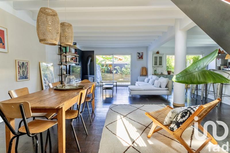 Maison - 164 m² - 5 pièces