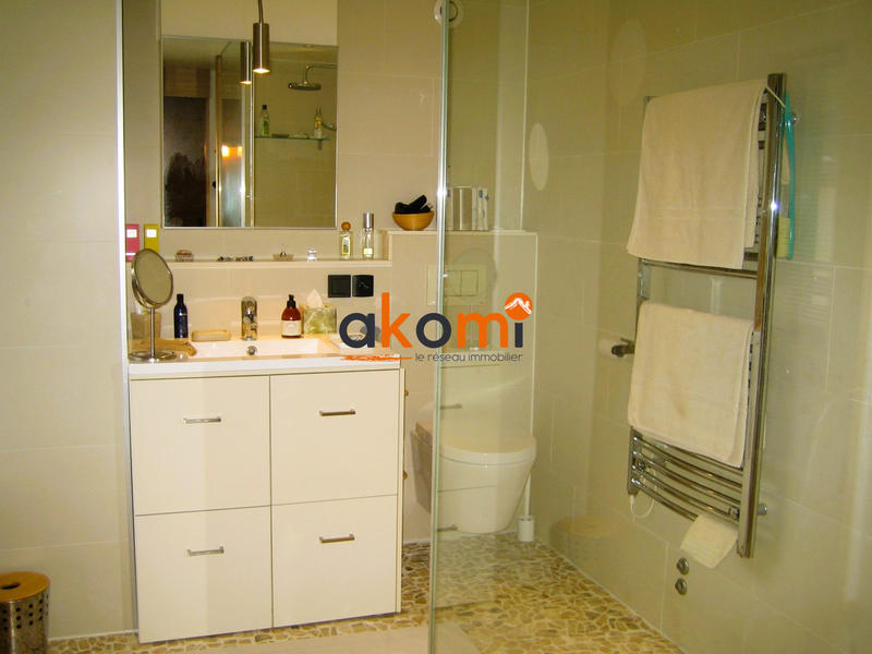 Châlet - 244 m² - 8 pièces