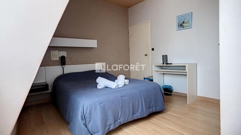 Immeuble - 738 m² - 24 pièces