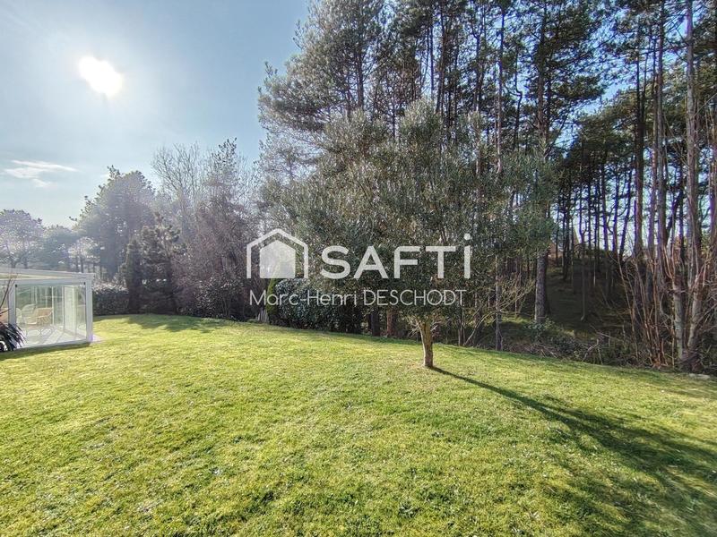 Maison - 175 m² - 6 pièces